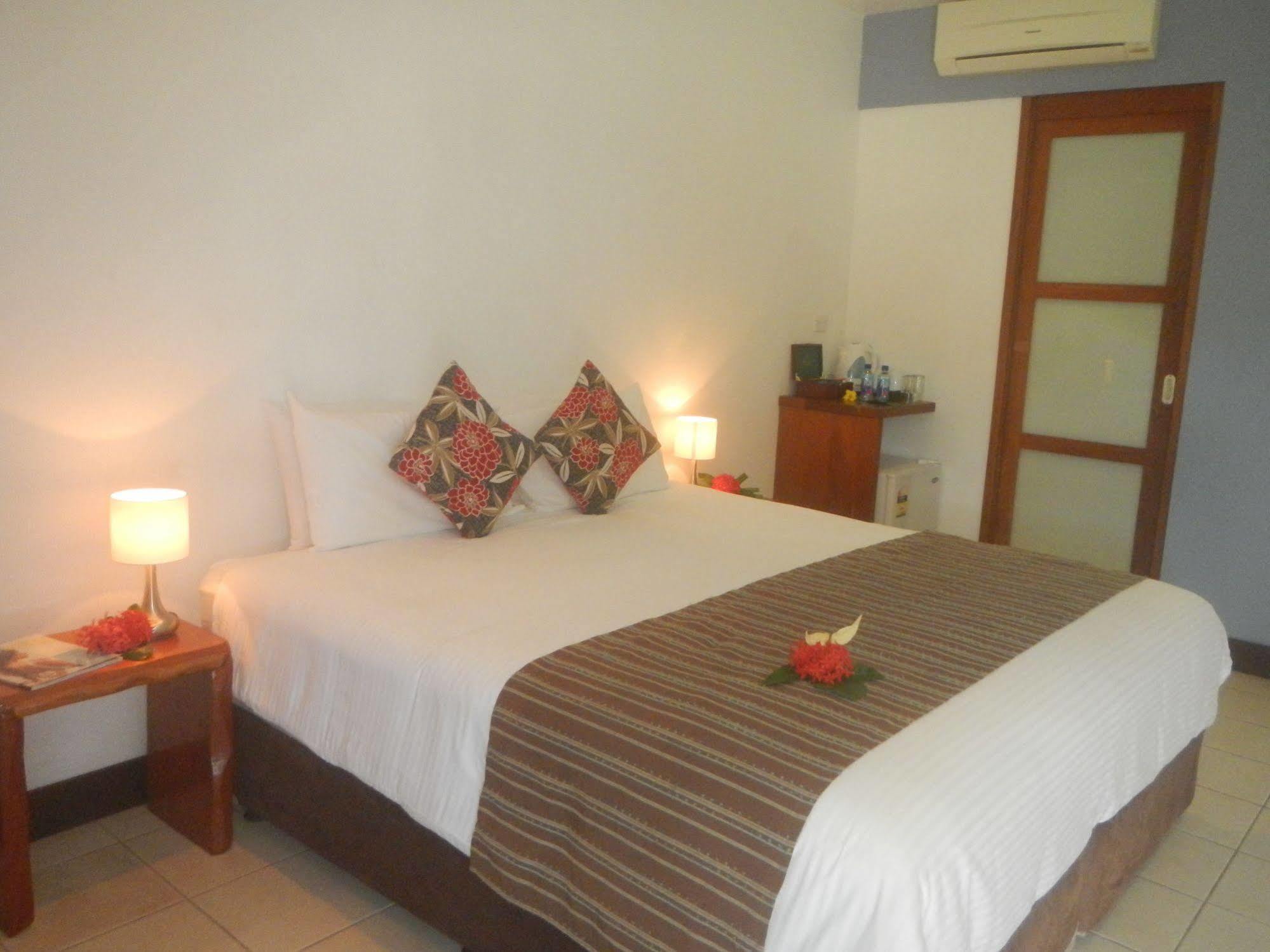 Club Oceanus Resort Pacific Harbour Exterior foto